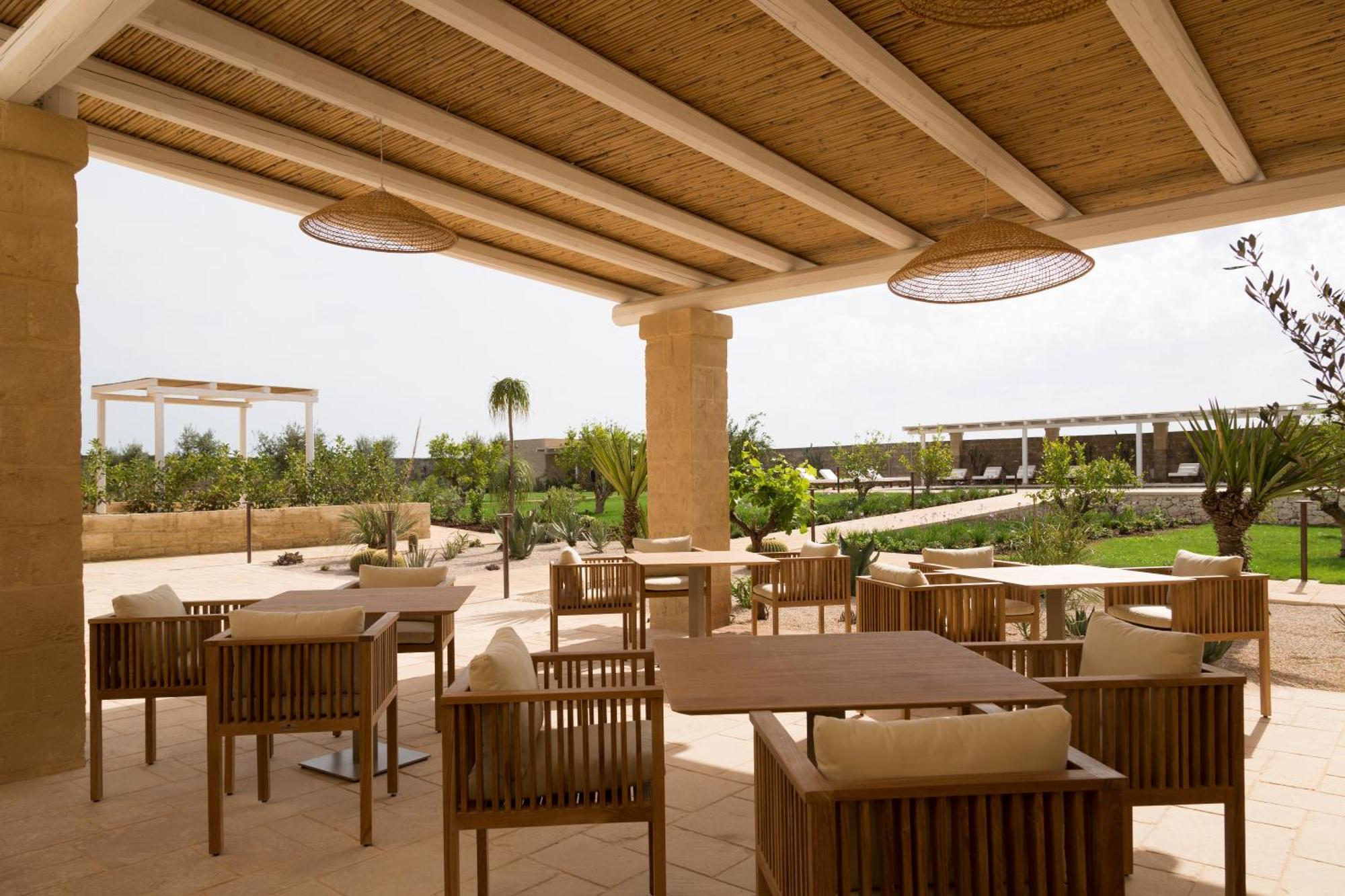 Masseria Donna Menga - The Leading Hotels Of The World Torre Lapillo Exterior foto